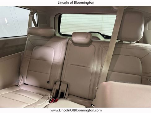 Used 2020 Lincoln Navigator L Reserve w/ Luxury Package image 54