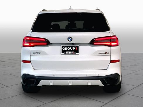 Used 2022 BMW X5 xDrive40i w/ M Sport Package image 4