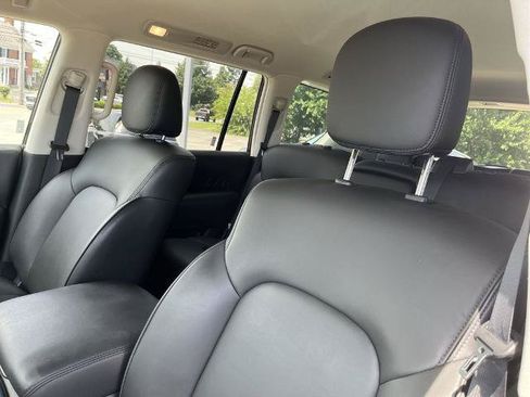 Certified 2022 Nissan Armada SV w/ Cargo Package AWD/4WD image 11