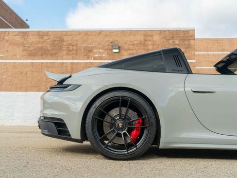 Used 2023 Porsche 911 Targa 4 GTS image 40