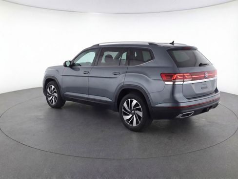 Used 2025 Volkswagen Atlas SE AWD/4WD image 6