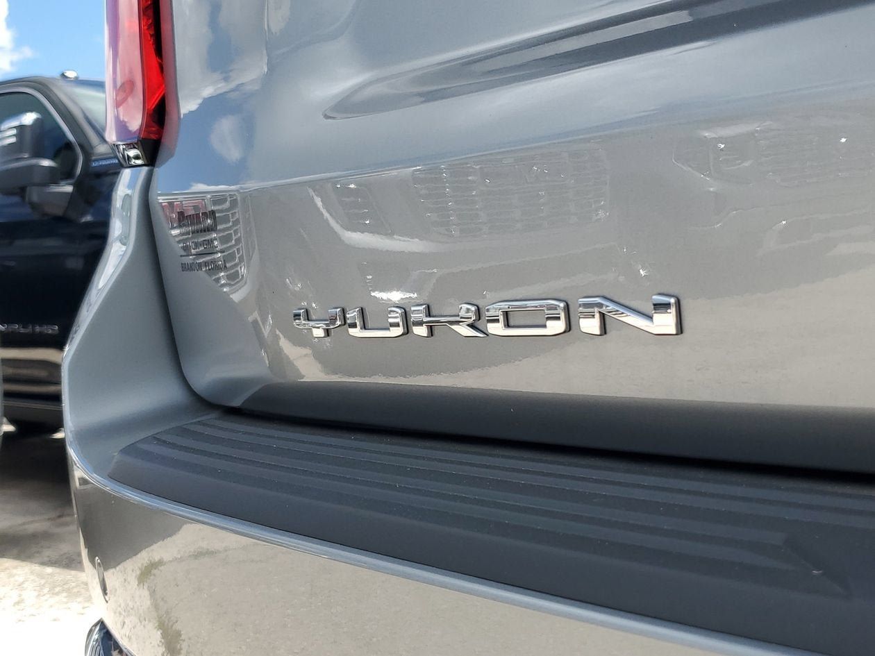 New 2026 GMC Yukon XL Elevation RWD image 8