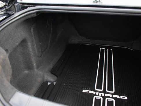 Used 2016 Chevrolet Camaro LT image 32