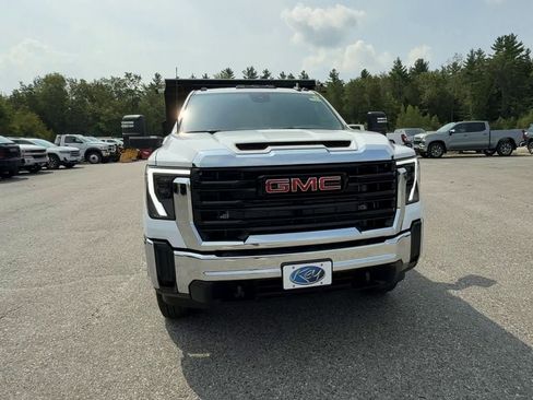 New 2025 GMC Sierra 3500 Pro w/ Convenience Package image 36