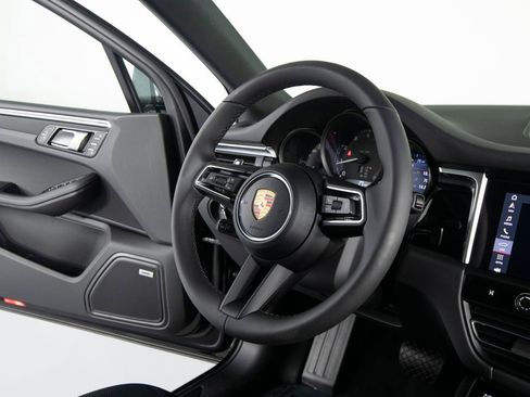 New 2026 Porsche Macan AWD/4WD image 30