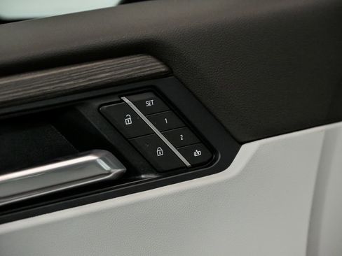 New 2026 GMC Acadia Denali image 6