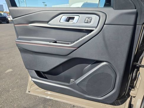 New 2026 Ford Explorer ST-Line w/ ST-Line Street Pack AWD/4WD image 17