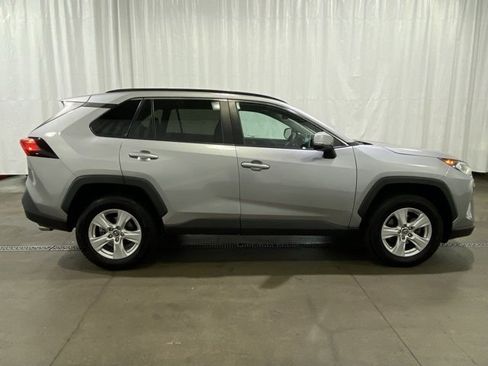 Certified 2019 Toyota RAV4 XLE w/ Convenience Package image 3