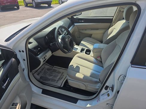 Used 2014 Subaru Legacy 2.5i AWD/4WD image 10