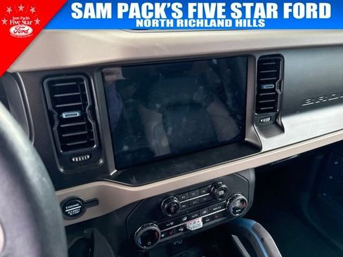 Used 2023 Ford Bronco Wildtrak AWD/4WD image 8