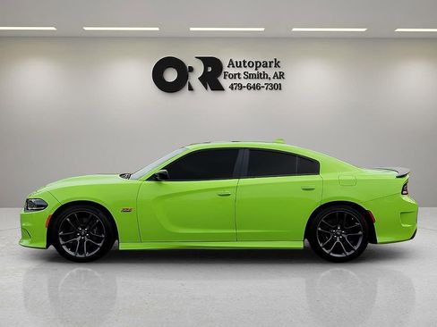 Used 2023 Dodge Charger Scat Pack w/ Plus Group RWD image 3