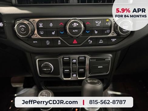 New 2026 Jeep Wrangler Unlimited Sahara AWD/4WD image 17