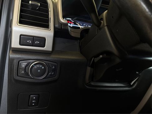 Used 2020 Ford F250 Lariat AWD/4WD image 19