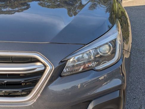 Used 2019 Subaru Outback 2.5i image 7