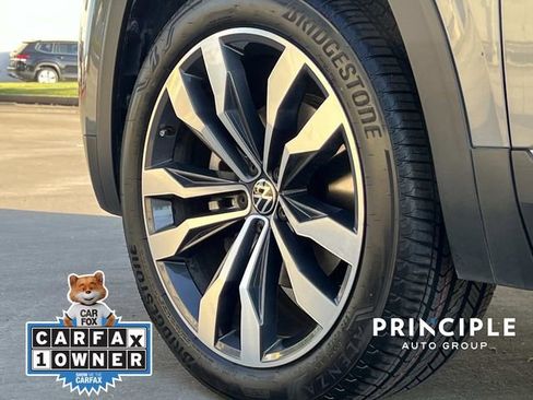 Certified 2022 Volkswagen Atlas SEL AWD/4WD image 7