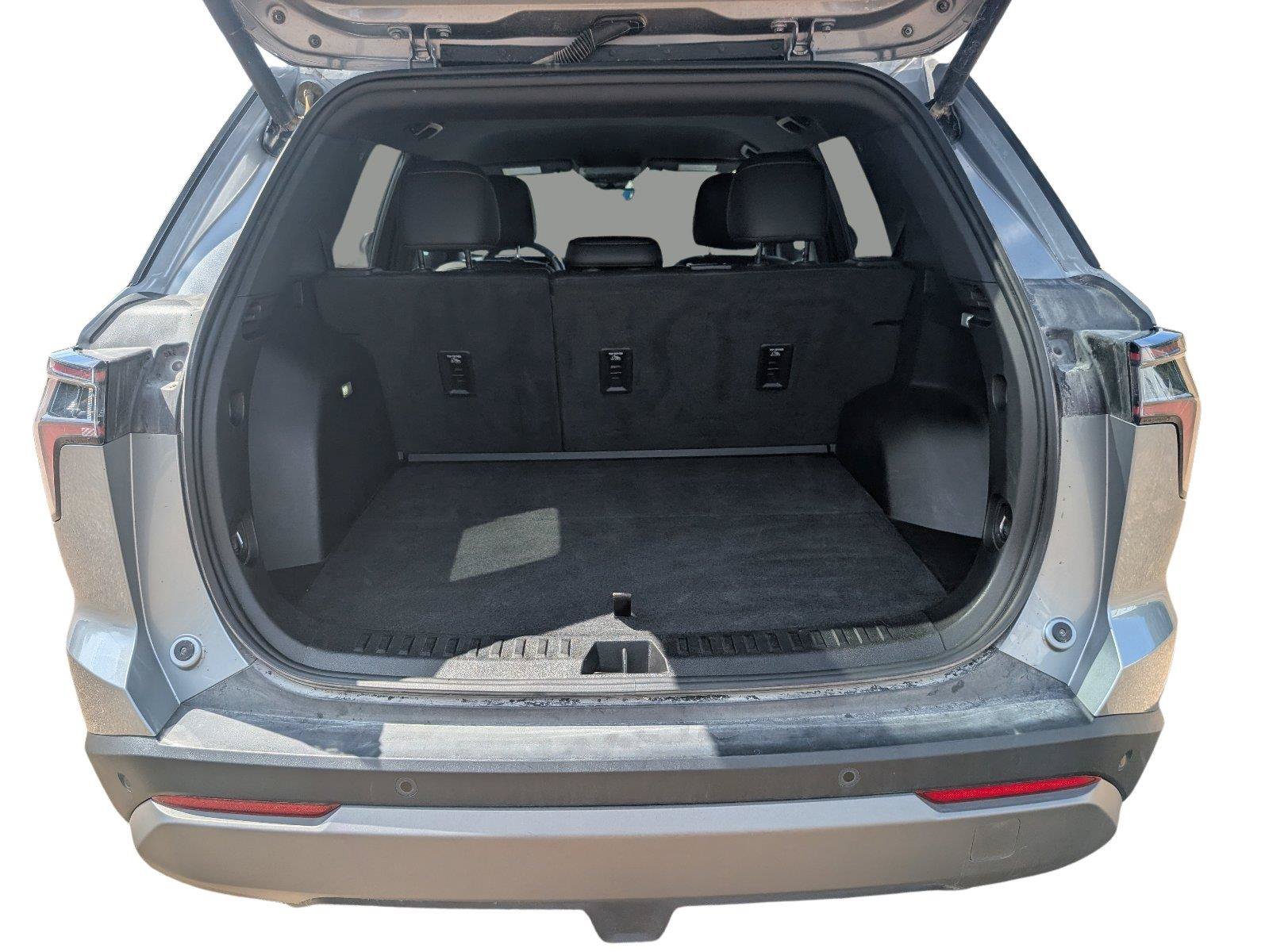 Used 2025 Chevrolet Equinox LT w/ Convenience Package II FWD image 35