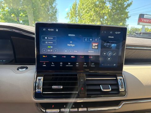 Used 2023 Lincoln Navigator Reserve AWD/4WD image 21