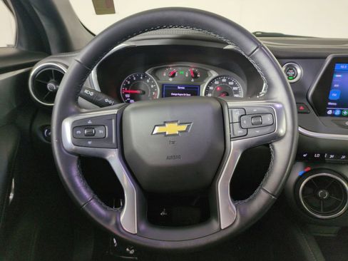 Used 2020 Chevrolet Blazer LT FWD image 17