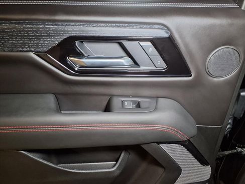 New 2026 GMC Yukon AT4 Ultimate w/ LPO, Floor Liner Package AWD/4WD image 11