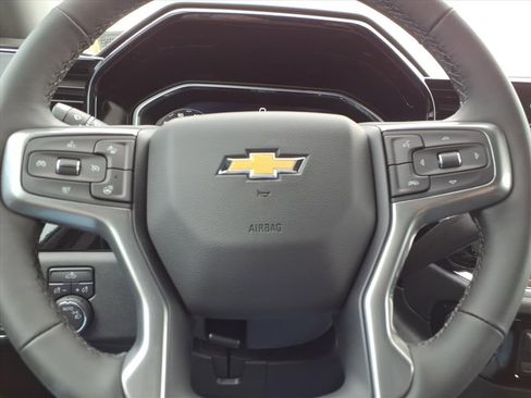 New 2026 Chevrolet Silverado 1500 LT w/ Z71 Off-Road Package image 14
