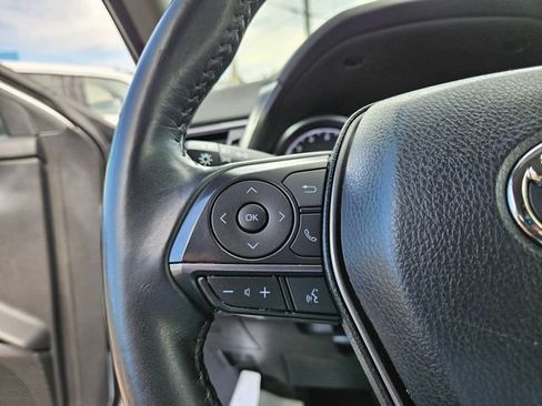Used 2022 Toyota Camry SE FWD image 27
