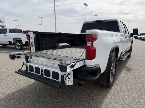Certified 2025 Chevrolet Silverado 2500 Custom w/ Custom Convenience Package image 9