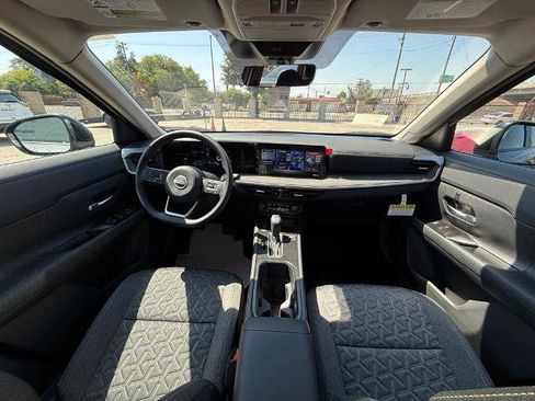 New 2026 Nissan Kicks SV w/ SV Premium Package FWD image 13