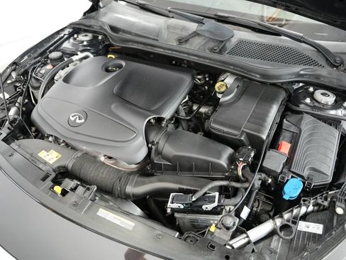 Used 2019 INFINITI QX30 w/ Navigation Package image 50