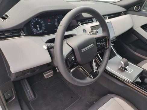 New 2026 Land Rover Range Rover Evoque Hoxton AWD/4WD image 7