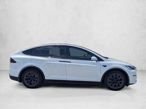 Used 2023 Tesla Model X AWD/4WD image 4