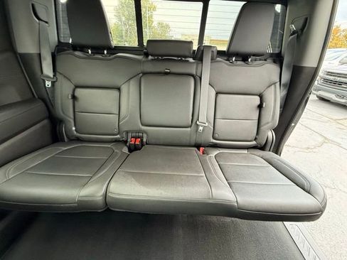 Used 2022 Chevrolet Silverado 1500 LT Trail Boss w/ LT Trail Boss Premium Package image 15