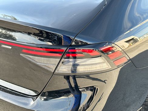 Certified 2023 Honda Accord EX image 27