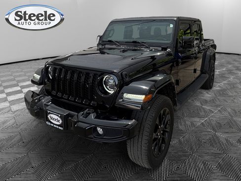 Used 2023 Jeep Gladiator Overland AWD/4WD image 1