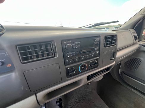 Used 2000 Ford F350 4x4 Regular Cab DRW Super Duty image 46