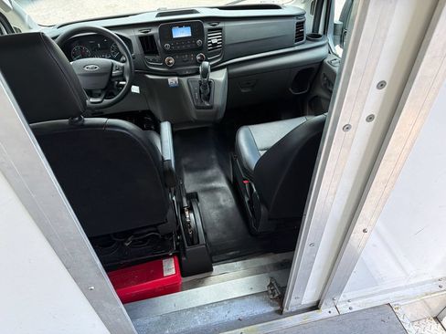 Used 2022 Ford Transit 350 DRW RWD image 13