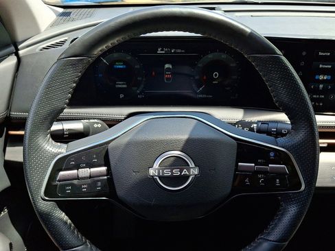 Certified 2023 Nissan Ariya FWD image 20