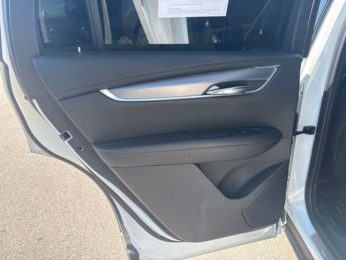 Used 2021 Cadillac XT6 Luxury FWD image 18