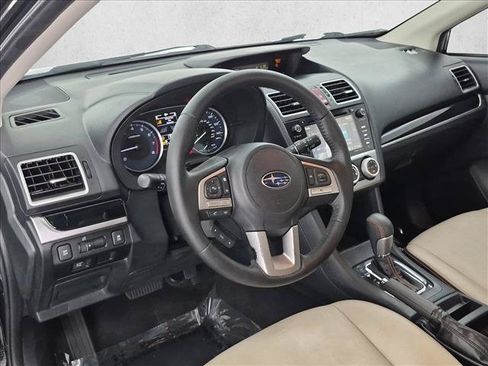 Used 2017 Subaru Crosstrek 2.0i Limited AWD/4WD image 10