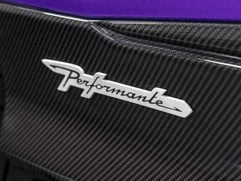 Used 2024 Lamborghini Urus Performante AWD/4WD image 59