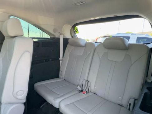 Used 2022 Kia Sorento SX image 38