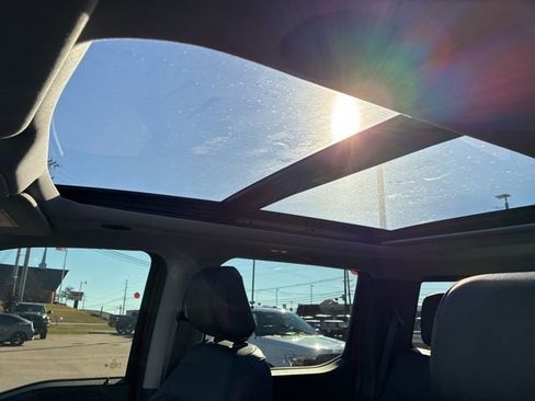 Used 2025 Ford F250 Lariat w/ Lariat Ultimate Package image 59