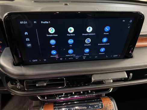 Certified 2025 Lincoln Aviator Black Label image 8