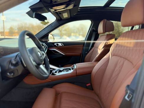 New 2026 BMW X6 xDrive40i image 13