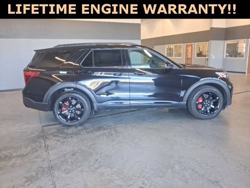 Used 2024 Ford Explorer ST w/ Technology Package image 35