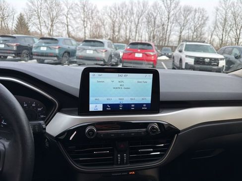 Used 2020 Ford Escape SEL image 13