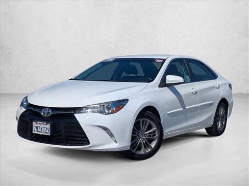 Used 2016 Toyota Camry SE w/ Protection Package (Q2) FWD image 1