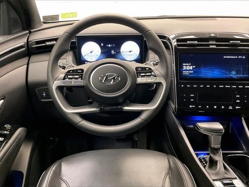 Certified 2023 Hyundai Santa Cruz Limited image 3