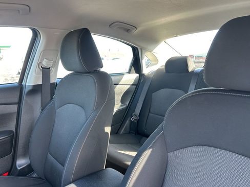 Used 2022 Kia Forte LXS image 13