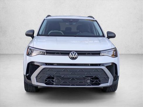 New 2026 Volkswagen Taos S image 6