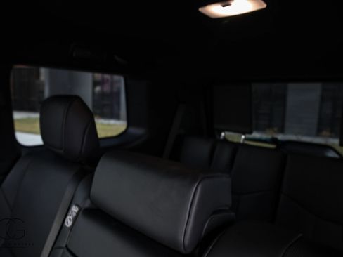 Used 2025 Lexus GX 550 w/ Accessory Package (2T) image 31